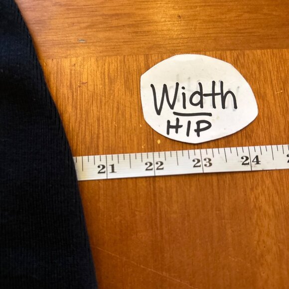 Black Short Sleeve Knit Button-Front Dress With Waist Detail & Pockets - Picture 5 of 10